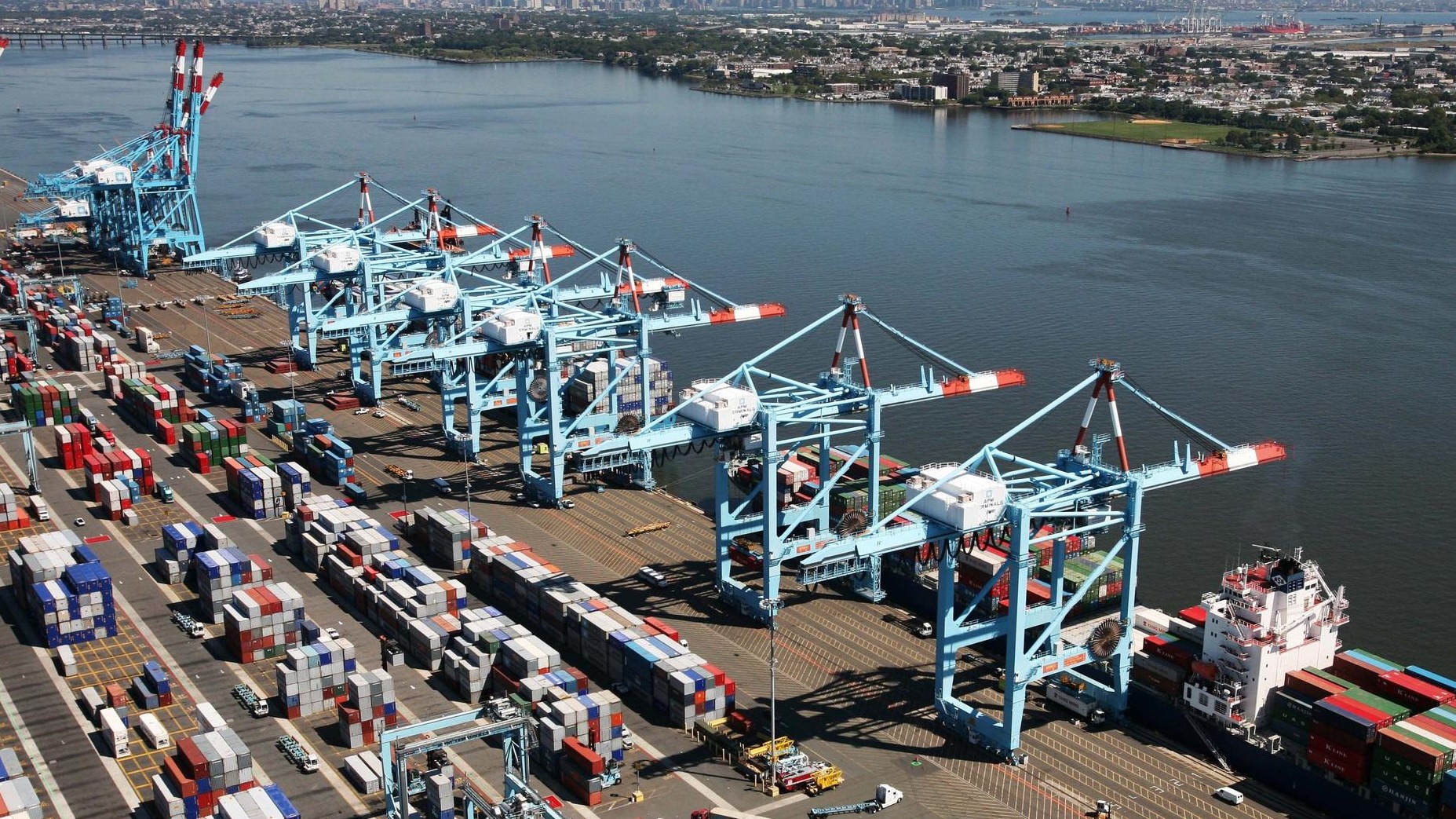 Port of New York/New Jersey report new record volumes - Atlas Network